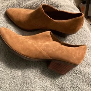 Ladies Marc Fisher Leather slip on Bootie